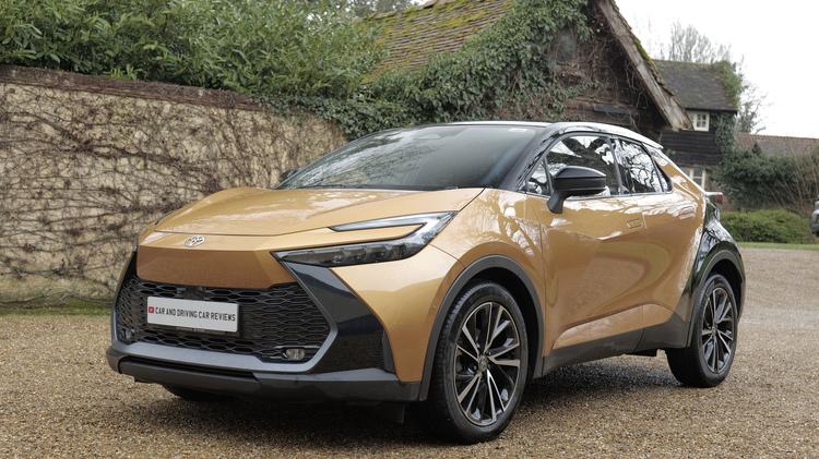 C-hr Hatchback Special Edition