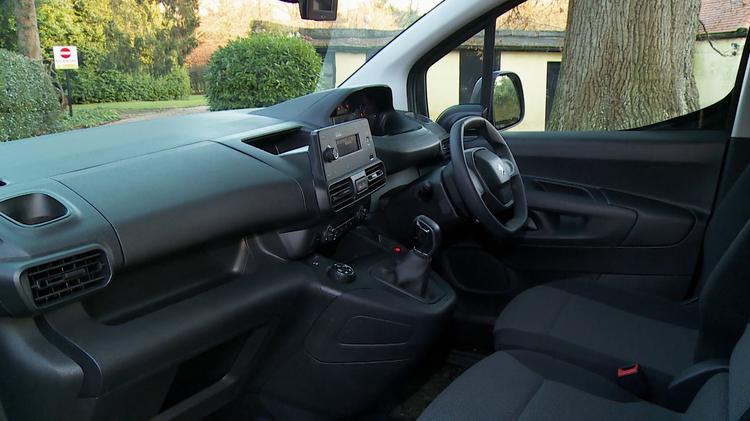 e_partner_long_59790.jpg - 100kW 52kWh Professional Van Auto