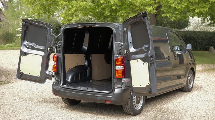 scudo_l1_special_edition_65081.jpg - 2.2 Multijet 180 Onyx Crew Van Auto