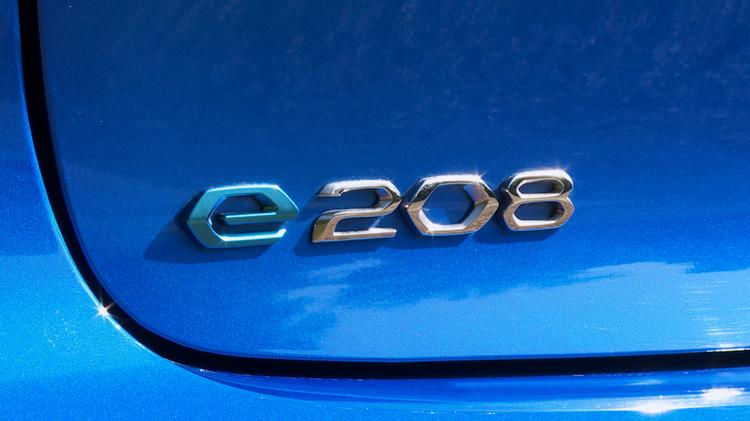 e_208_electric_hatchback_110645.jpg - 100kW GT 50kWh 5dr Auto