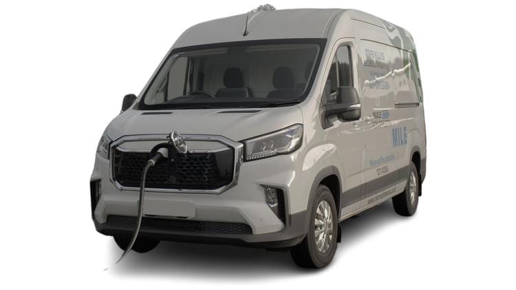 e_deliver_9_lwb_electric_fwd_50485.jpg - 150kW High Roof Crew Van 72kWh Auto