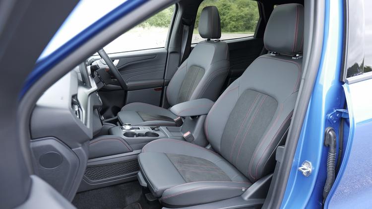 kuga_estate_special_editions_116254.jpg - 2.5 PHEV Sound Edition 5dr CVT