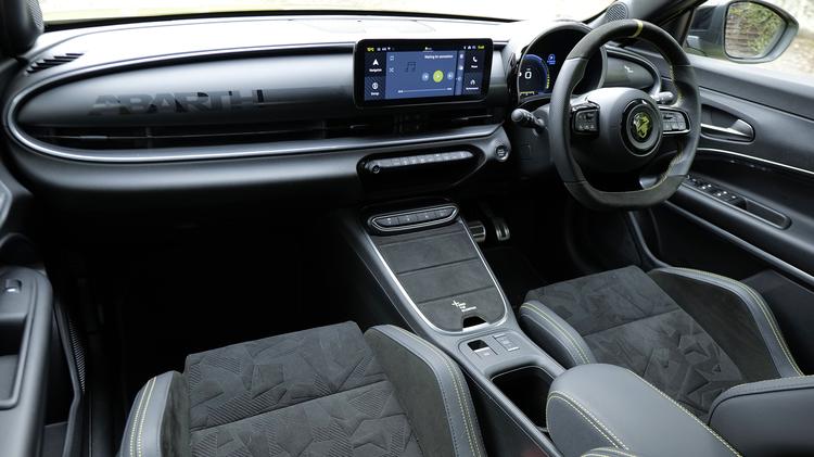 600e_electric_hatchback_special_editions_114030.jpg - 207kW Scorpionissima 54kWh 5dr Auto