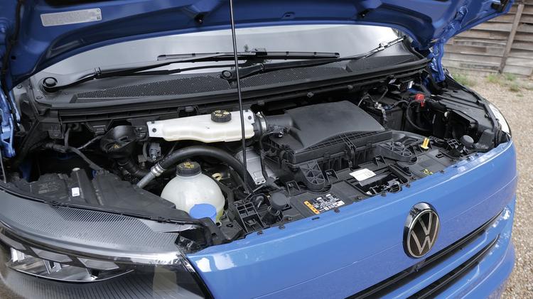 transporter_t34_lwb_electric_63558.jpg - 100kW 65kWh Commerce Plus Van Auto