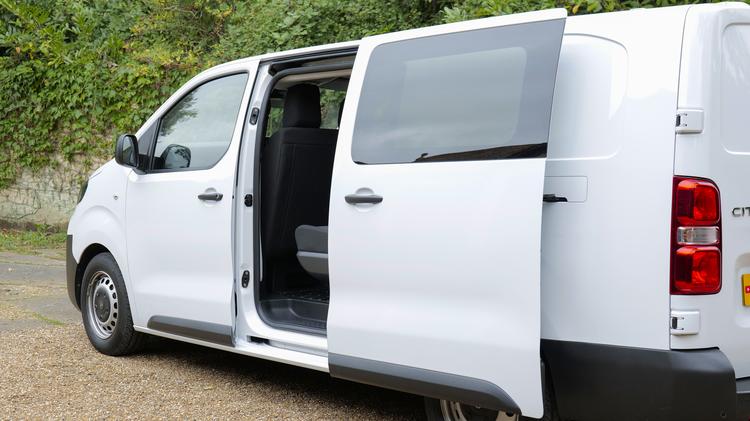 e_dispatch_xl_59944.jpg - 100kW 75kWh Crew Van Driver Auto [11kW]