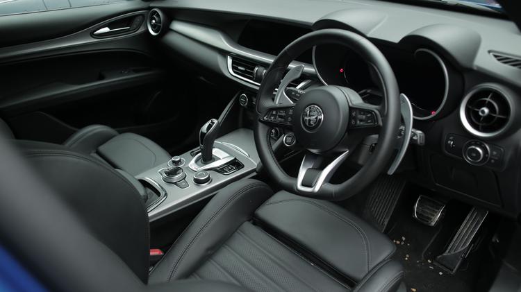 stelvio_estate_special_edition_108962.jpg - 2.0 Turbo 280 Intensa 5dr AWD Auto