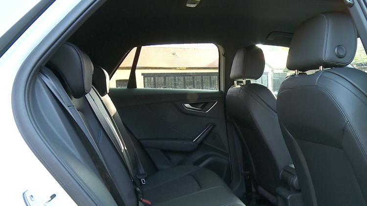 q2_estate_101521.jpg - 30 TFSI 116 S Line 5dr