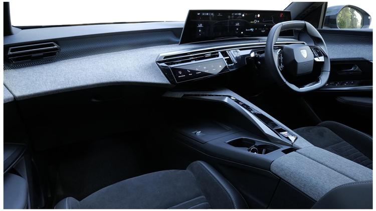 e_3008_electric_estate_special_edition_114784.jpg - 239kW Dual Motor 4WD Launch Edition 73kWh 5dr Auto