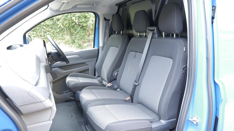 transporter_t30_lwb_diesel_63523.jpg - 2.0 TDI 110 Commerce Plus Van