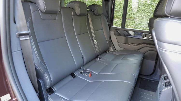 grenadier_station_wagon_diesel_107324.jpg - 3.0 TD Fieldmaster Edition 6dr Auto