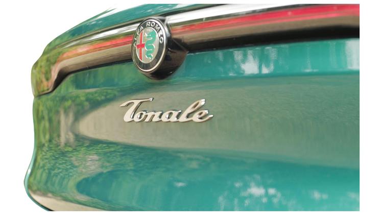 tonale_hatchback_special_edition_114780.jpg - 1.3 PHEV Intensa 5dr Auto