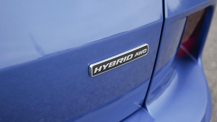 kuga_estate_special_editions_116254.jpg - 2.5 FHEV Sound Edition 5dr CVT