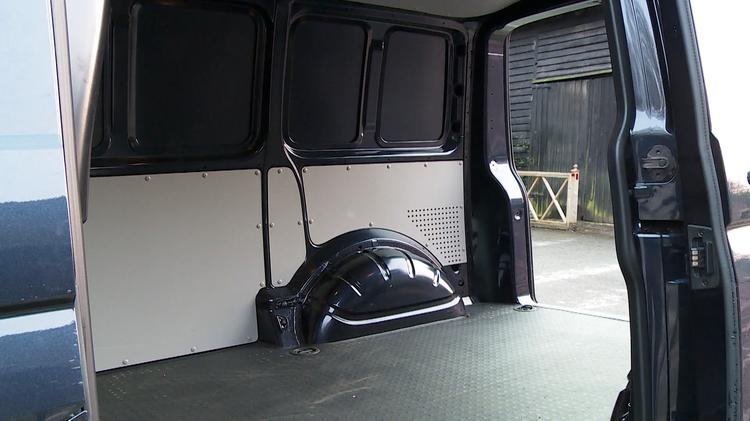 transporter_t32_lwb_diesel_47205.jpg - 2.0 TDI 150 Startline Van DSG