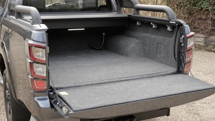 d_max_electric_64948.jpg - 140kW 67kWh eV-Cross Double Cab Pickup 4x4 Auto