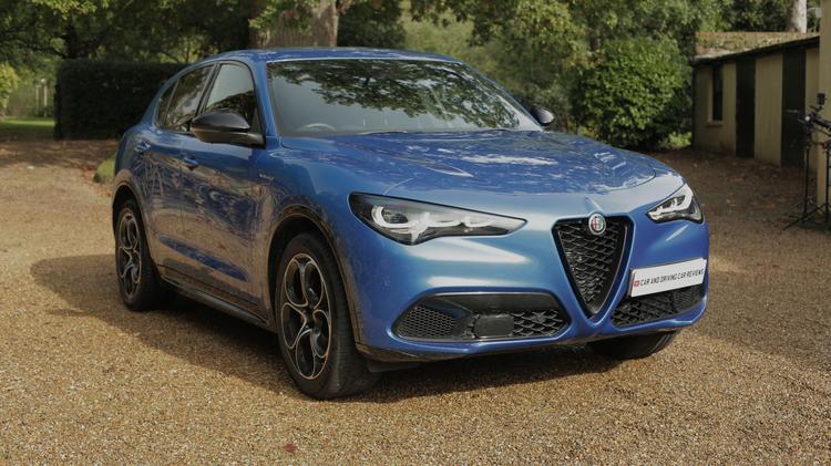 stelvio_estate_special_edition_108962.jpg - 2.0 Turbo 280 Intensa 5dr AWD Auto